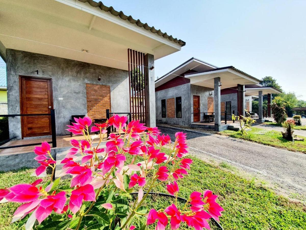 B-Tel Chomthong Resort Chiang Mai Chom Thong Buitenkant foto